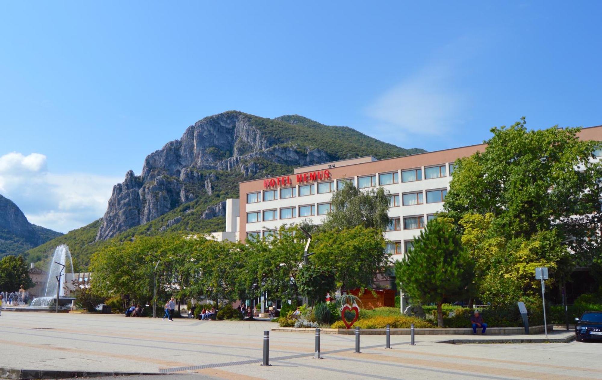 Hemus Hotel - Vratza Vratsa Екстер'єр фото
