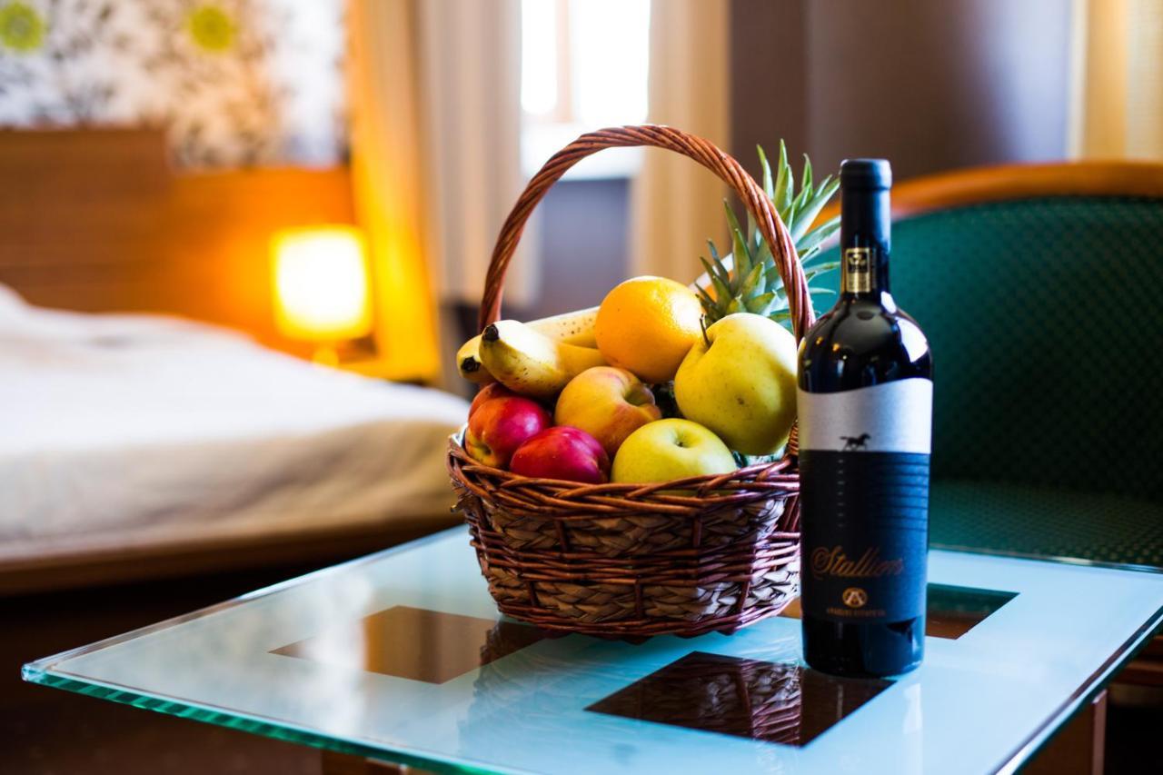 Hemus Hotel - Vratza Vratsa Екстер'єр фото