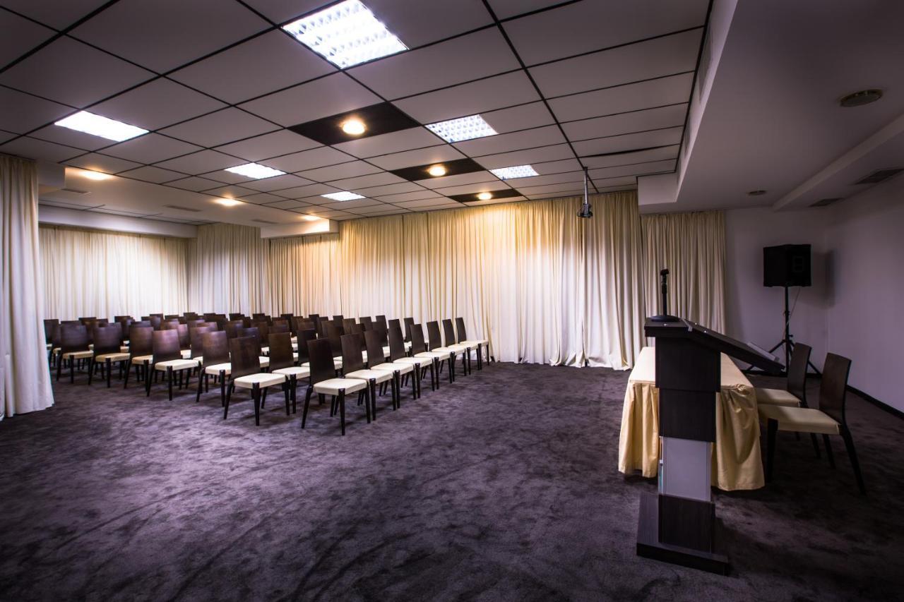 Hemus Hotel - Vratza Vratsa Екстер'єр фото